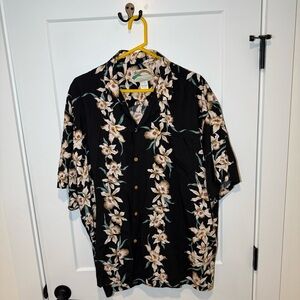 Vintage Paradise Found Floral Hawaiian shirt.